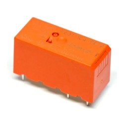 Relevador RZ01-1C4-D012 (12V 12A)